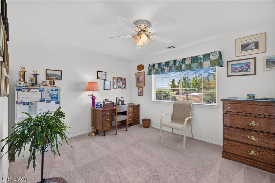 680 East Jaybird Street Property Photo 21