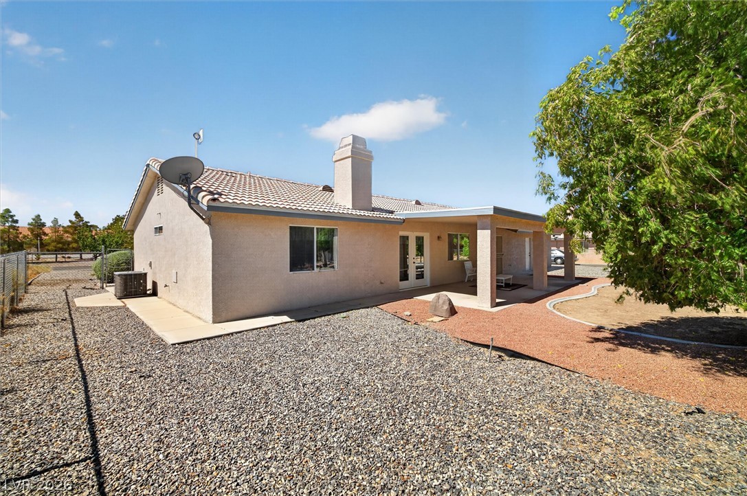 680 East Jaybird Street Property Photo 26
