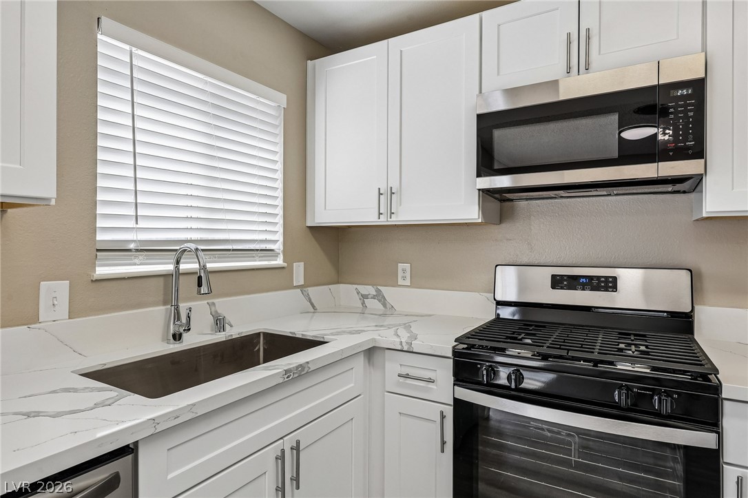 1108 Greenbank Street Property Photo 17