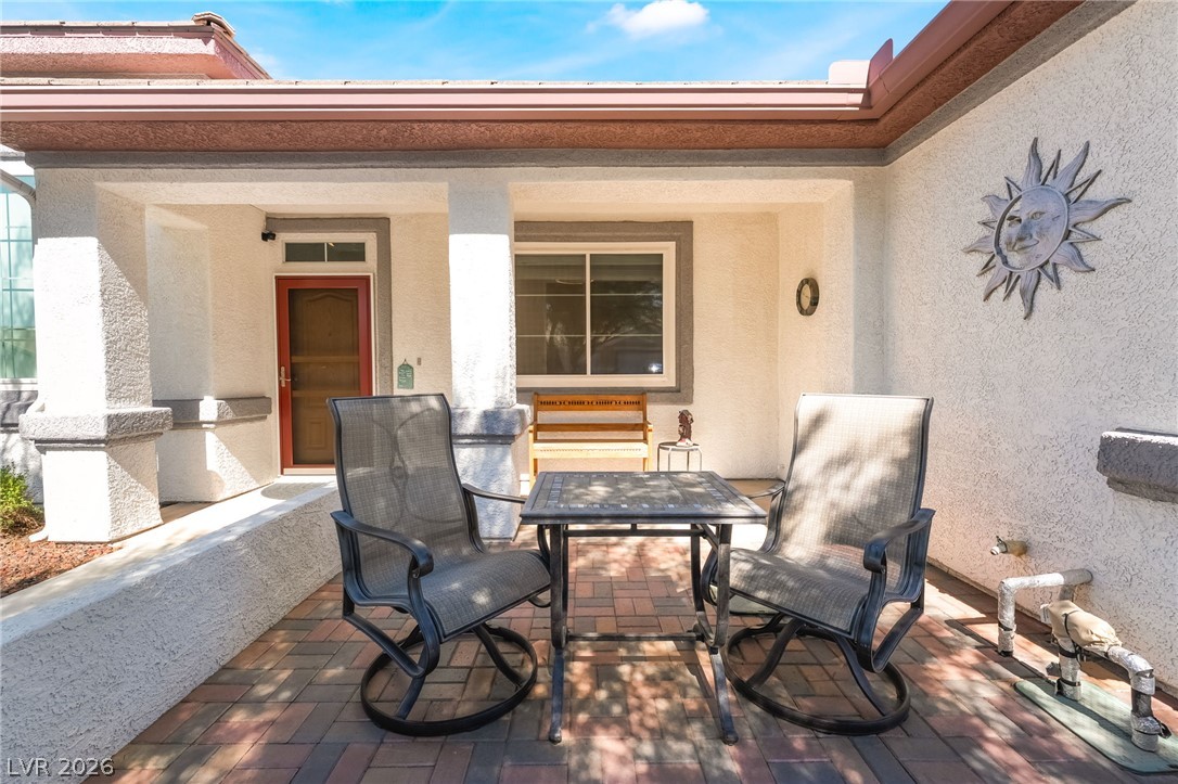 506 Short Crest Court Property Photo 4