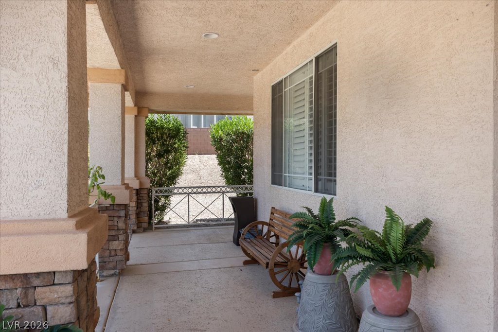 6681 Blue Sapphire Avenue Property Photo 5