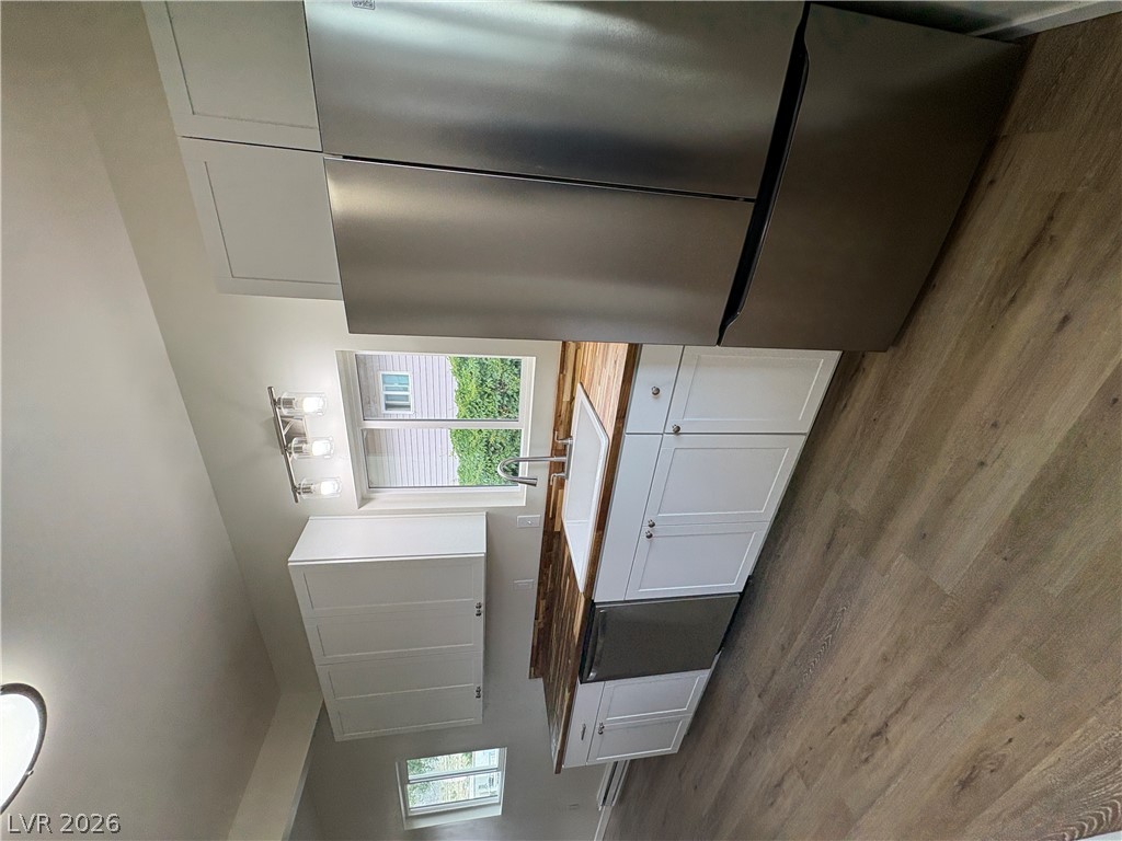 23 Avenue F Property Photo 6
