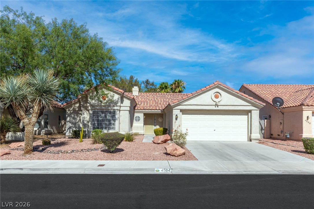 4504 Crimson Leaf Drive Property Photo 1