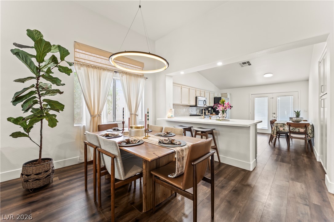 23 Mesquite Village Circle Property Photo 7