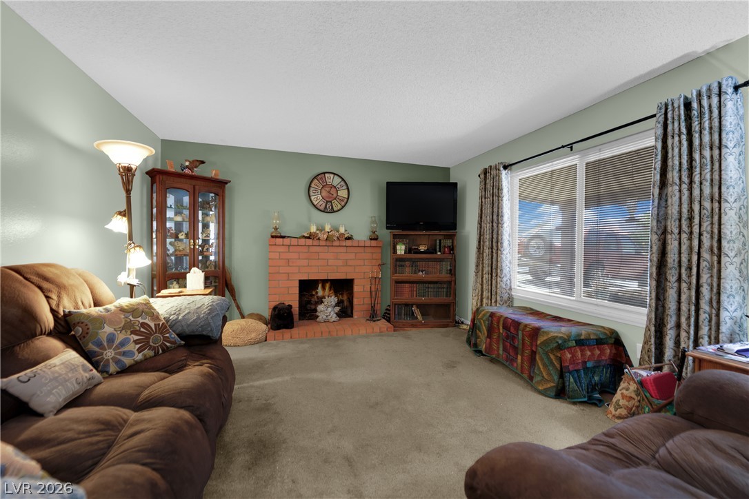 350 Tangerine Court Property Photo 7