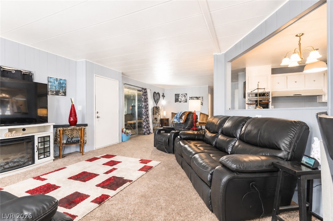 685 Mount Bona Way Property Photo 9