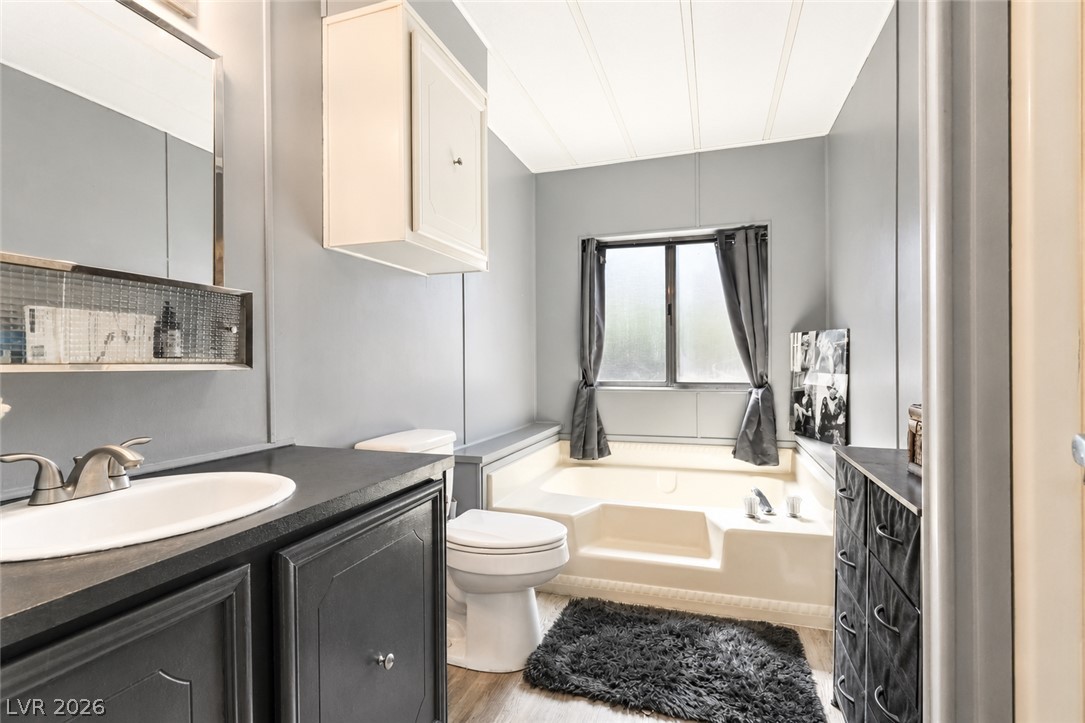 685 Mount Bona Way Property Photo 12
