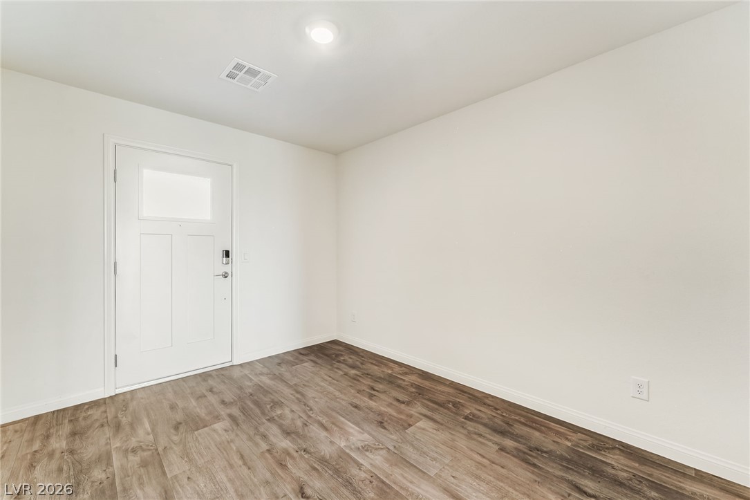 3892 Enchanted Sky Street Property Photo 4