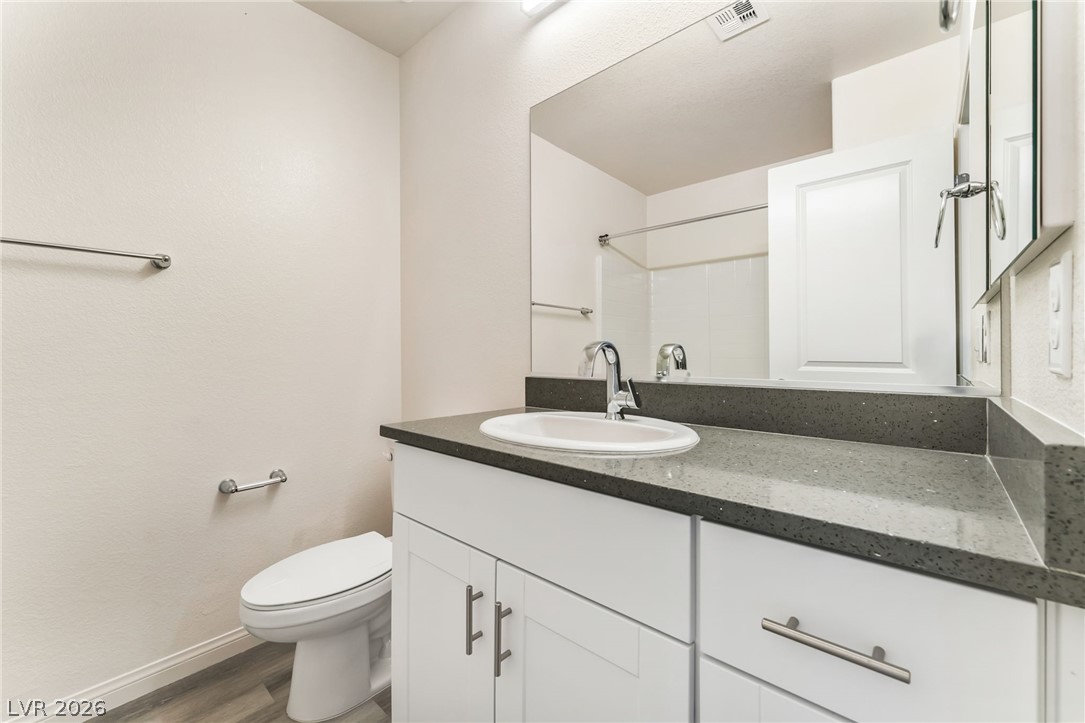 3892 Enchanted Sky Street Property Photo 18