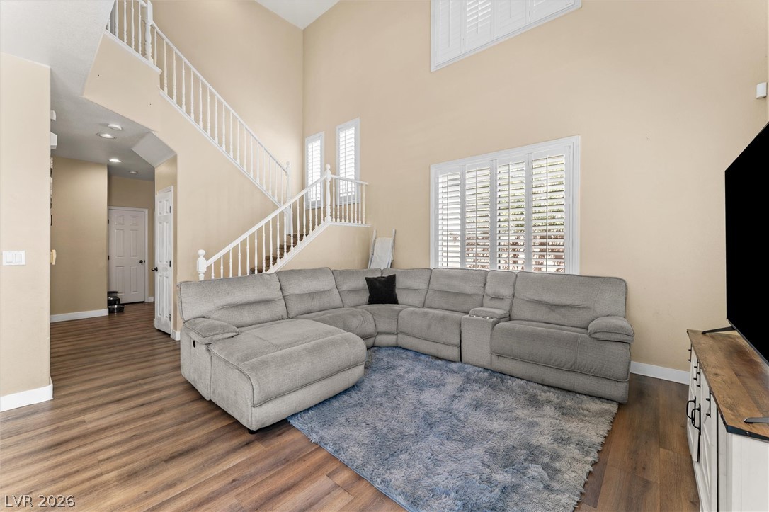 8488 Ravencrest Street Property Photo 4