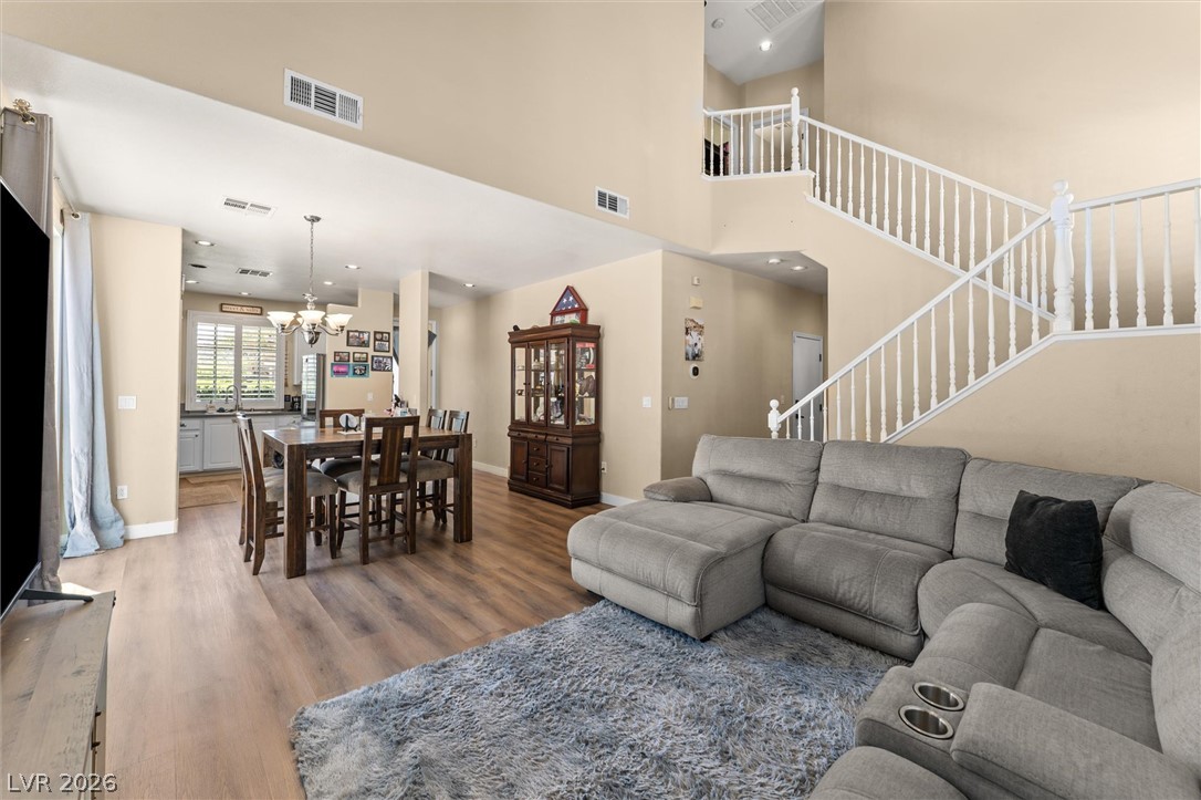 8488 Ravencrest Street Property Photo 6