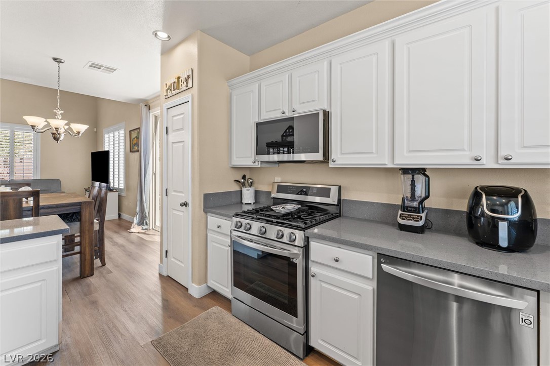 8488 Ravencrest Street Property Photo 12