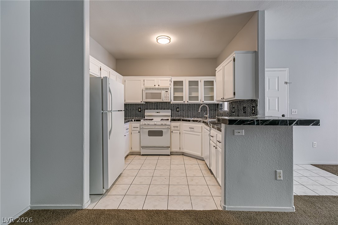 1300 South Arlington Street 123 Property Photo 6