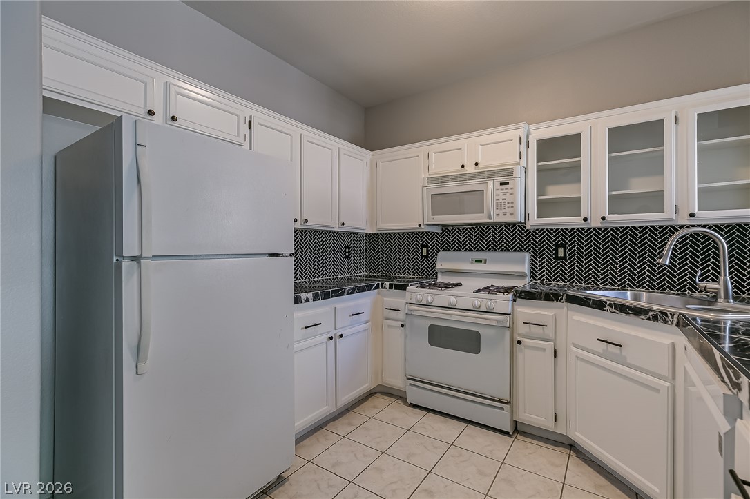 1300 South Arlington Street 123 Property Photo 8