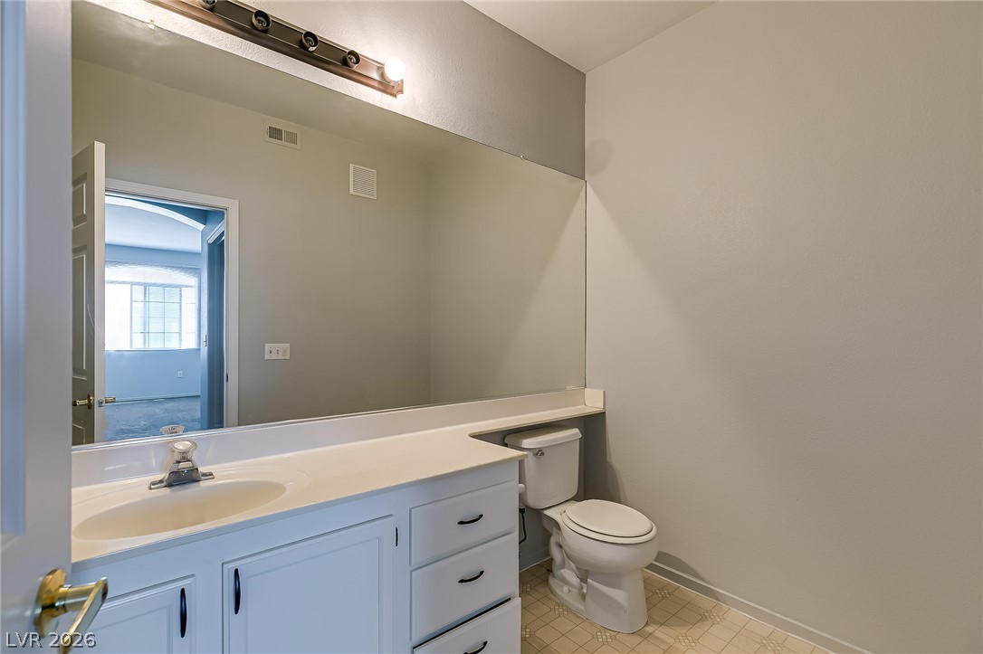 1300 South Arlington Street 123 Property Photo 17