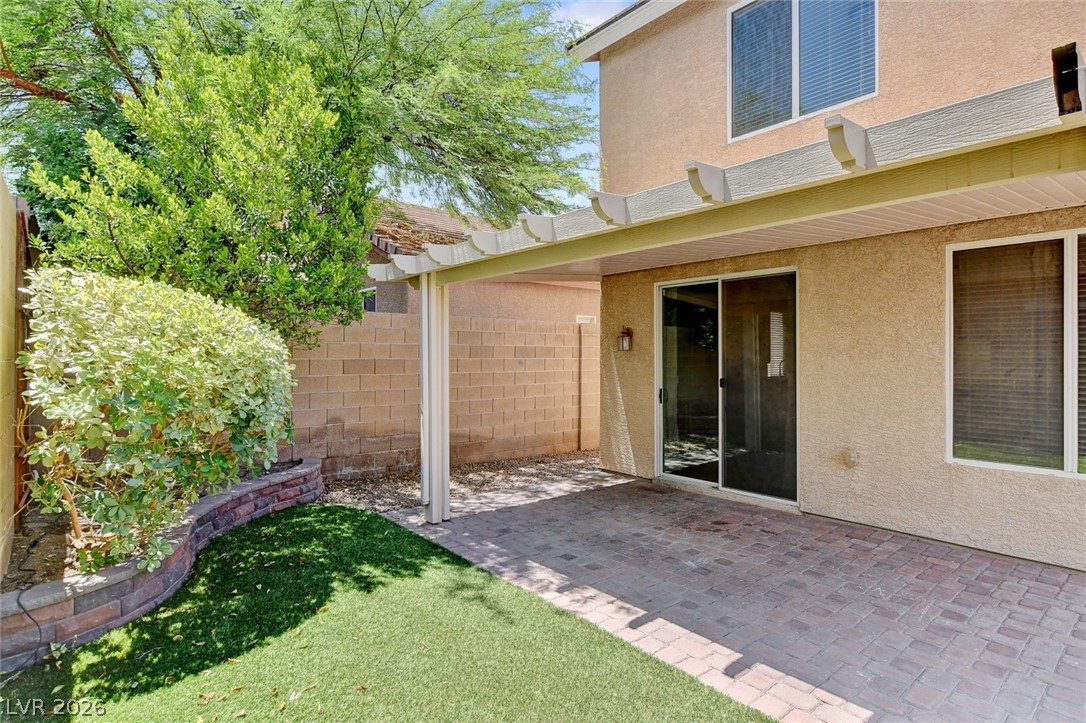1005 Roaring River Avenue Property Photo 3