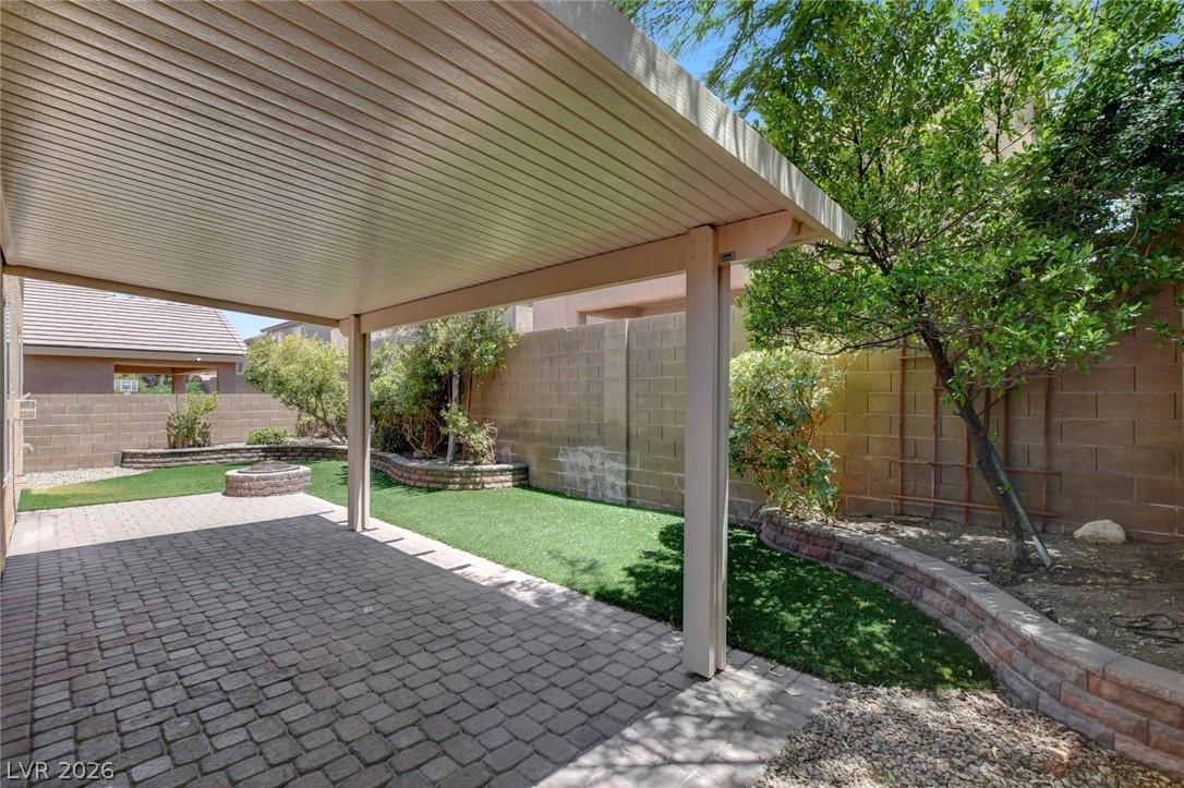 1005 Roaring River Avenue Property Photo 4