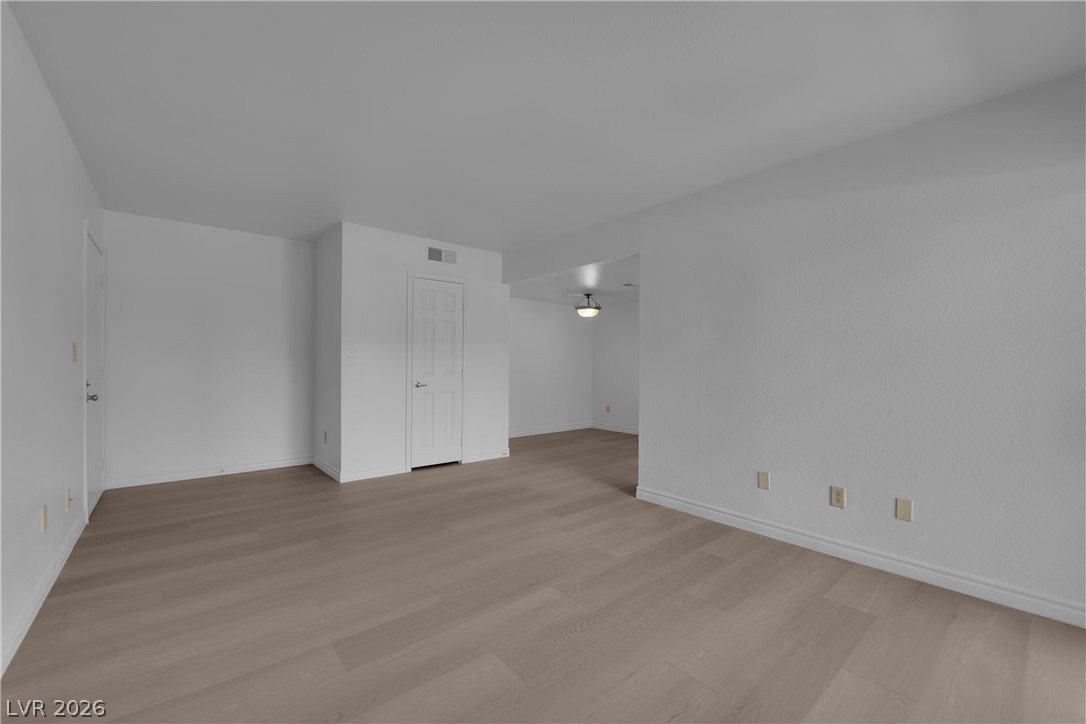 5295 Indian River Drive 301 Property Photo 4