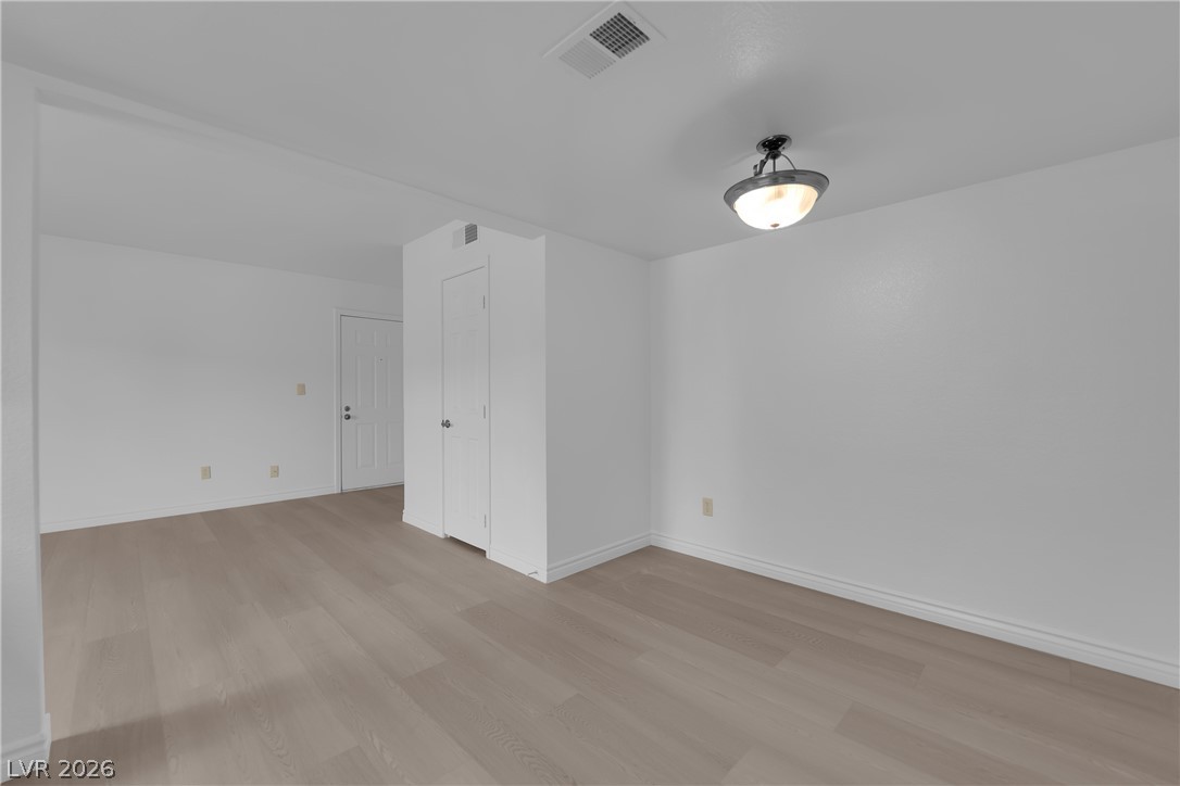 5295 Indian River Drive 301 Property Photo 9