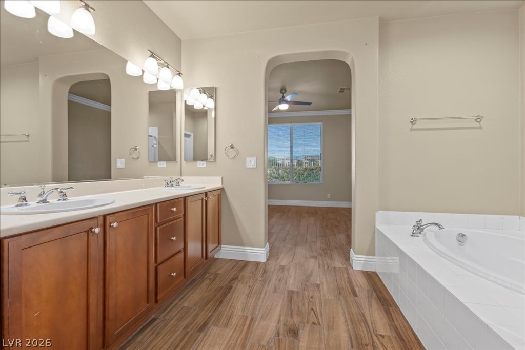 7149 Pipers Run Property Photo 10