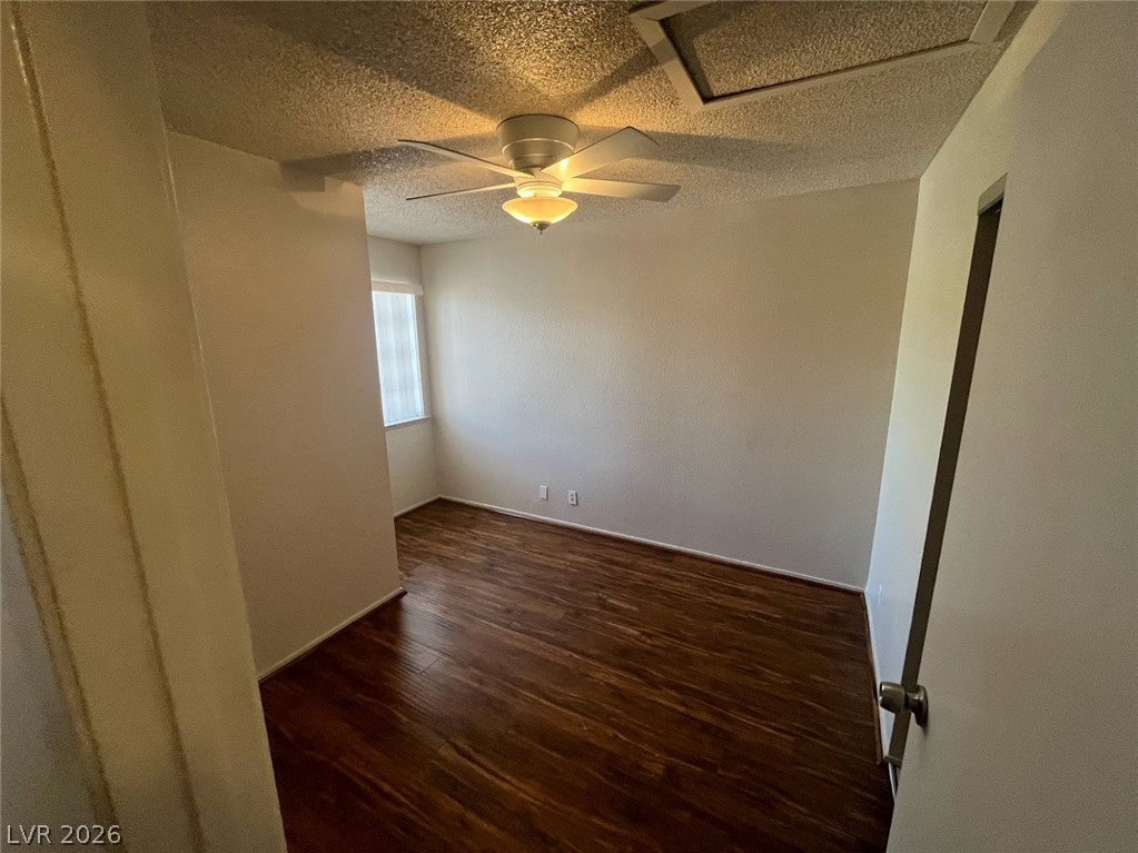 914 Scarlet Ridge Drive Property Photo 20