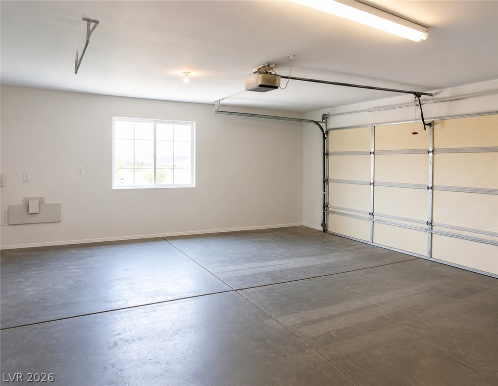 200 East Gamebird Road Property Photo 19