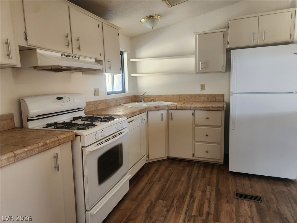 3189 Del Monte Street Property Photo 10