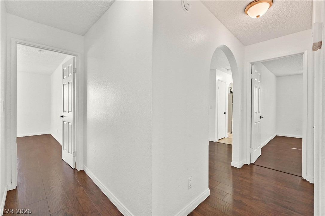 2200 South Fort Apache Road 2142 Property Photo 14