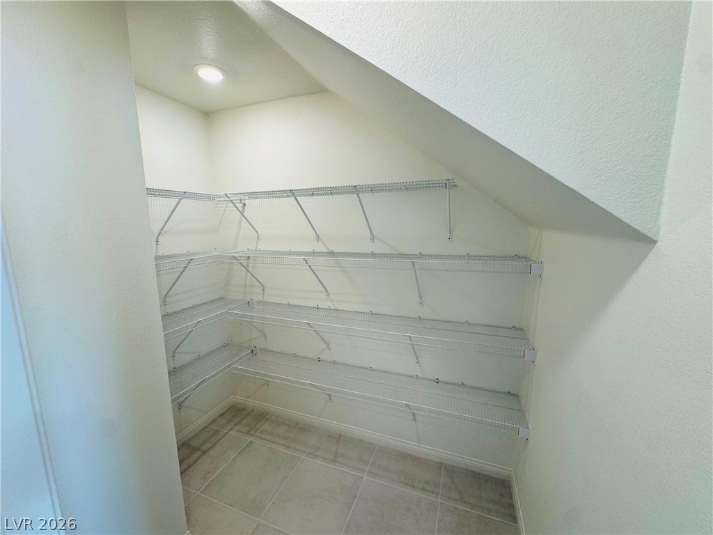 9249 Innot Avenue Property Photo 7