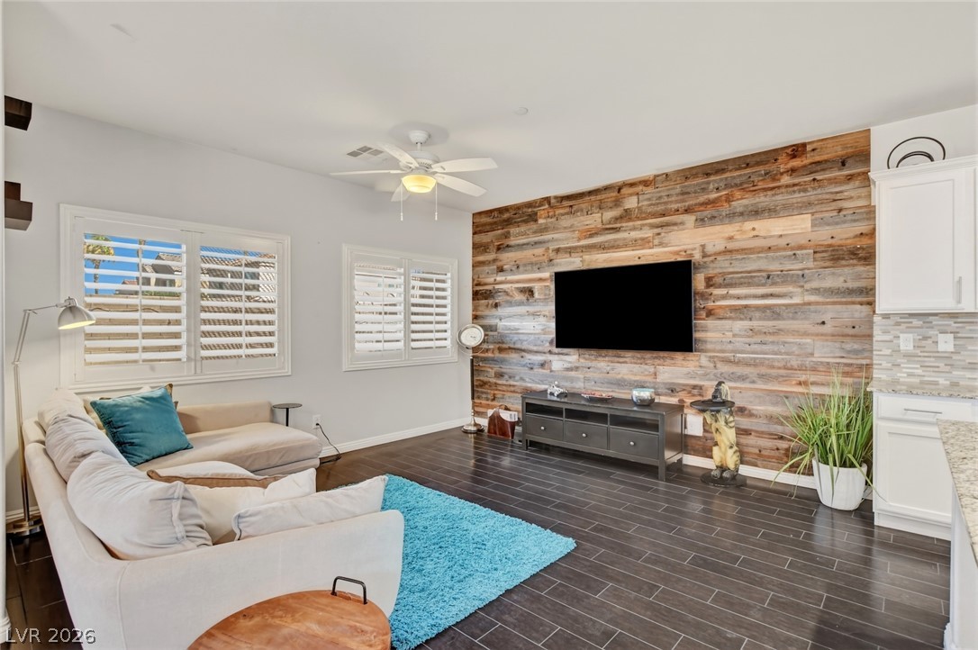 48 Jasmine Point Street Property Photo 17