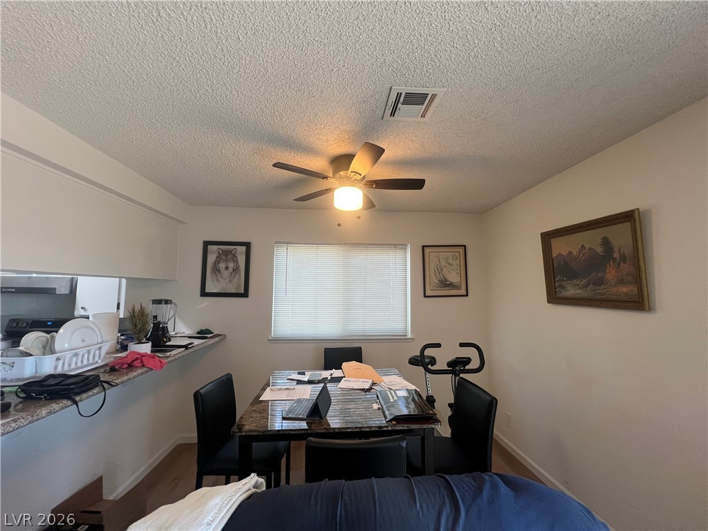 2333 Cardiff Lane D Property Photo 7