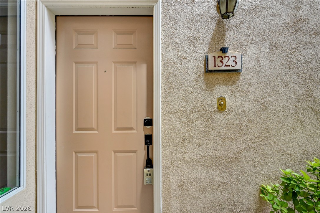 2050 West Warm Springs Road 1323 Property Photo 8