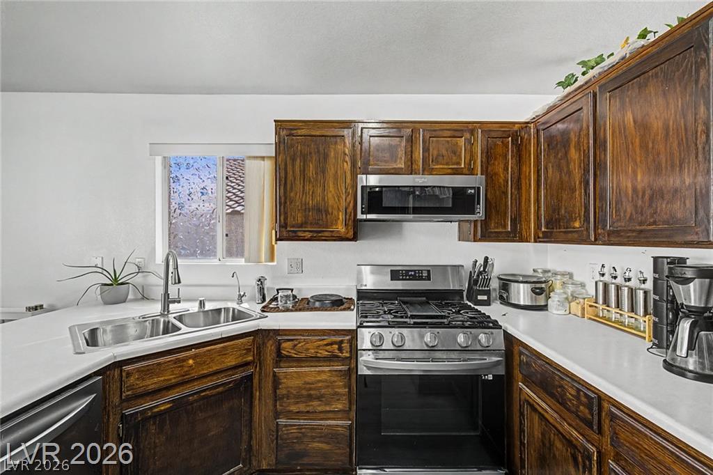 6609 Bush Clover Lane Property Photo 11
