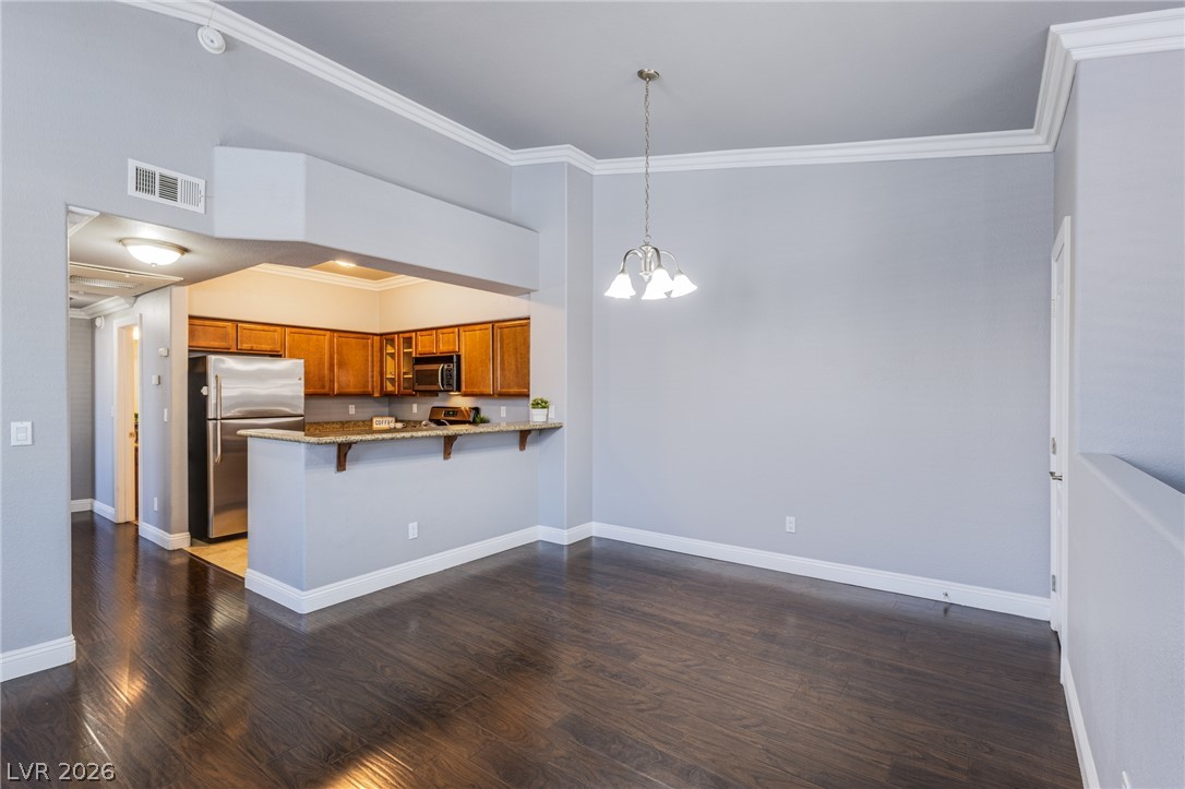 10221 Penrith Ave. Avenue 202 Property Photo 6