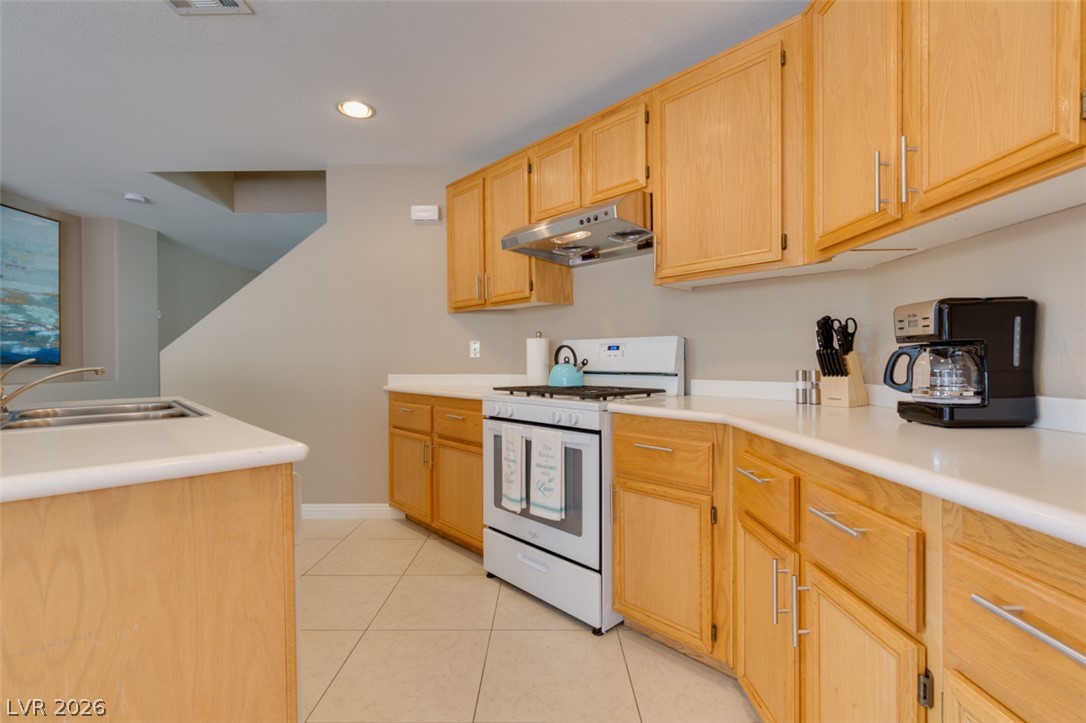6236 Windmill Island Avenue Property Photo 16