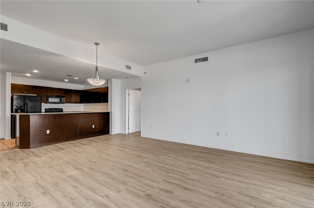 8255 Las Vegas Boulevard 715 Property Photo 15