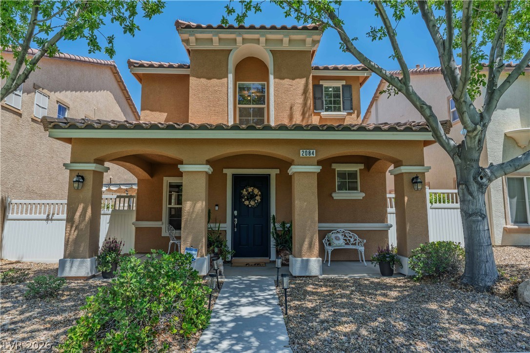 2084 Airy Petals Walk