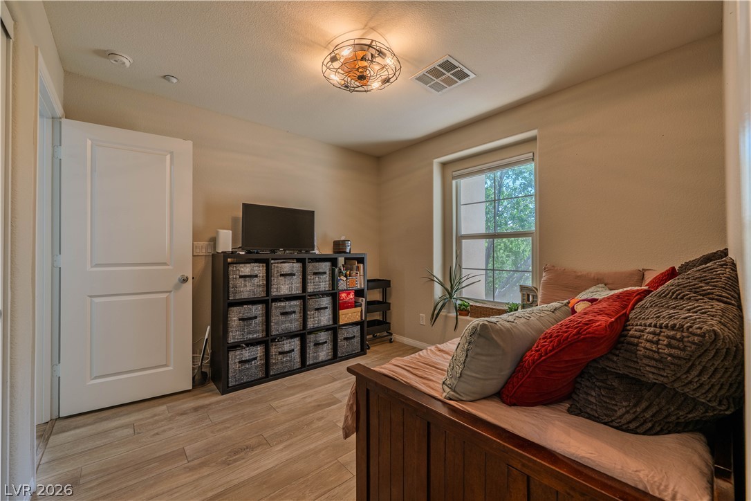2084 Airy Petals Walk Property Photo 24