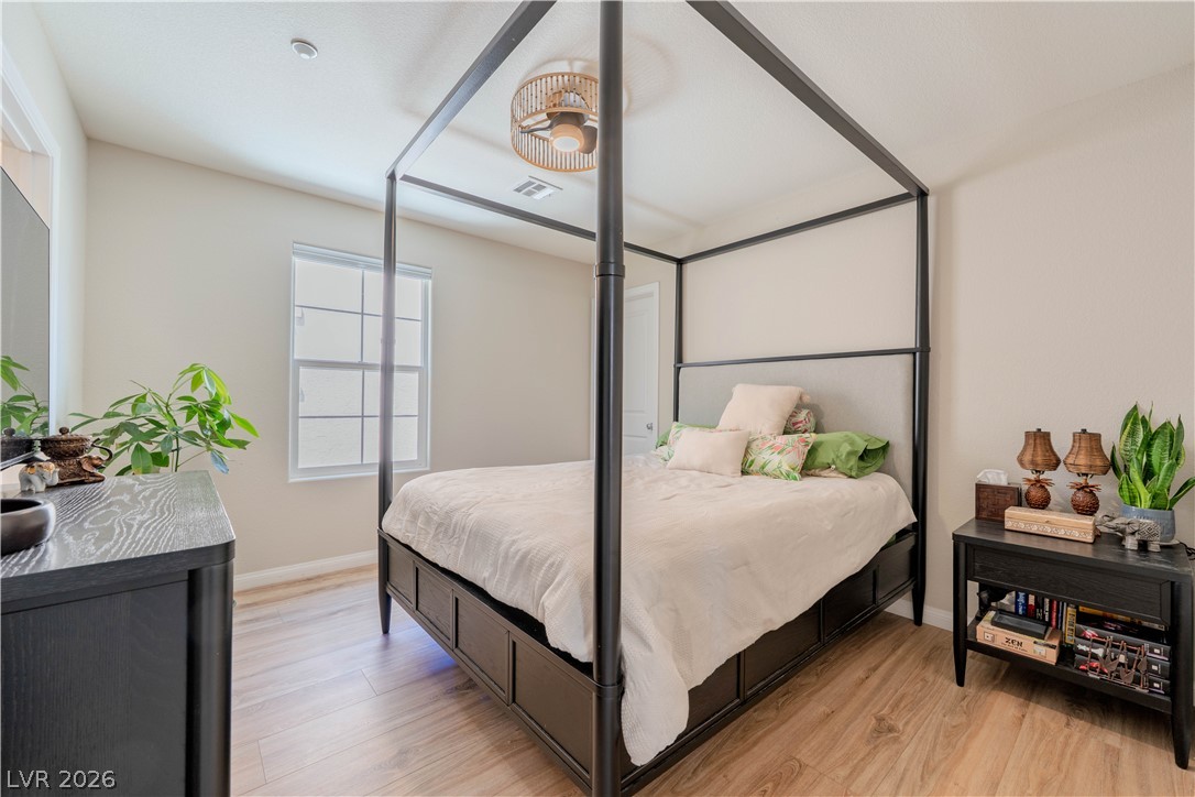 2084 Airy Petals Walk Property Photo 29