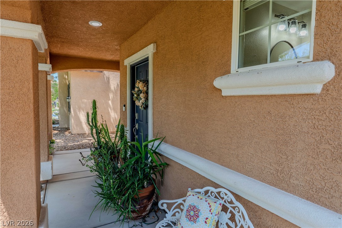 2084 Airy Petals Walk Property Photo 34
