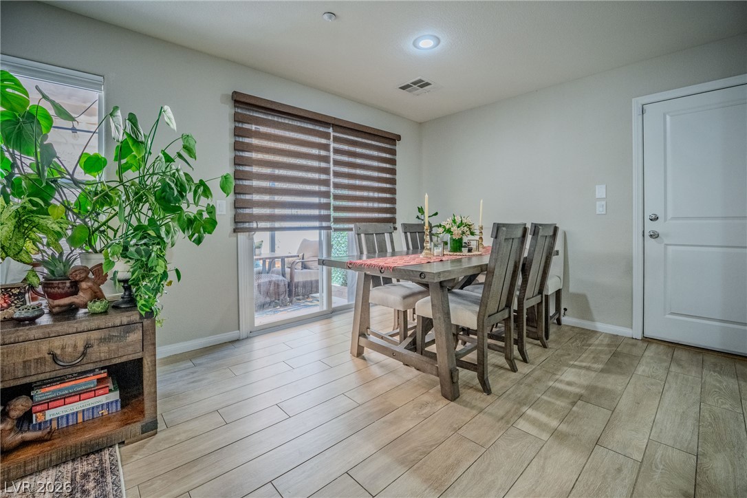 2084 Airy Petals Walk Property Photo 47