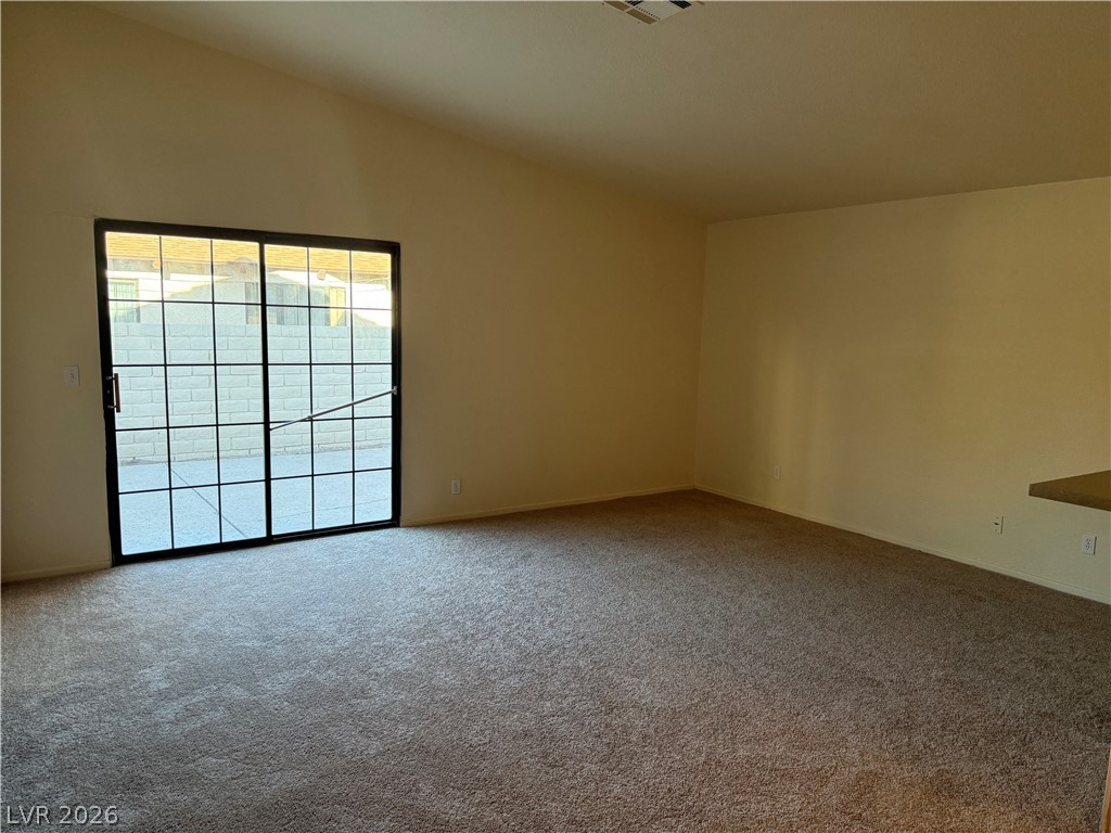 720 Sea Pines Lane Property Photo 4