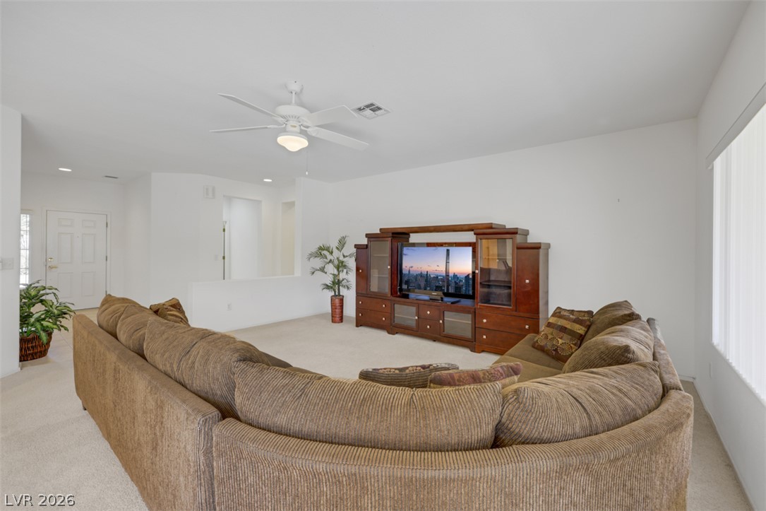 2833 Winslow Springs Drive Property Photo 8
