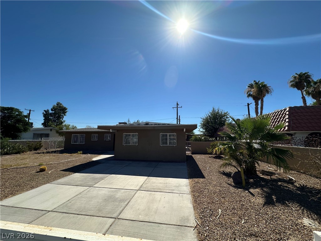 2876 Escuela Street Property Photo 3