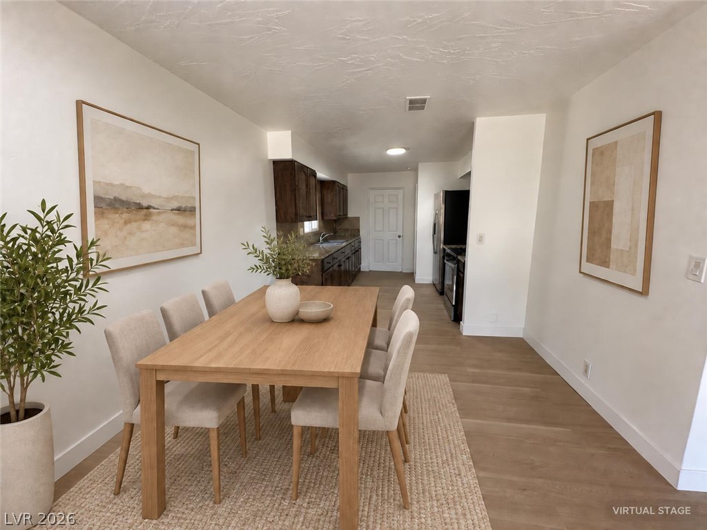 2876 Escuela Street Property Photo 11