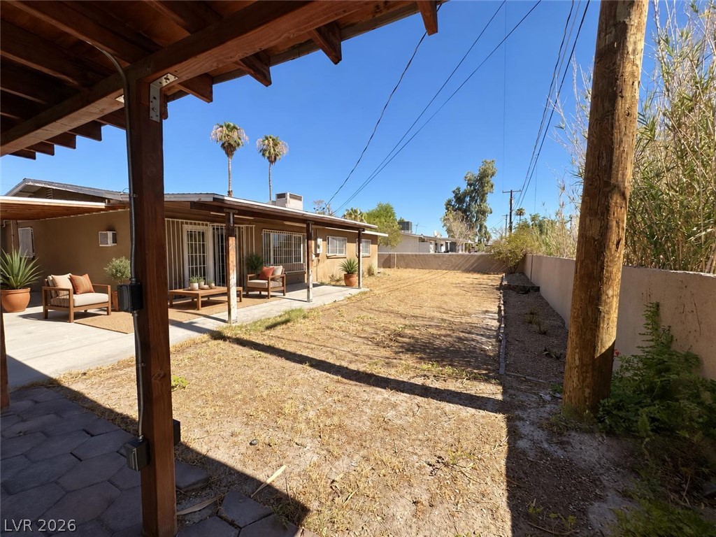 2876 Escuela Street Property Photo 40
