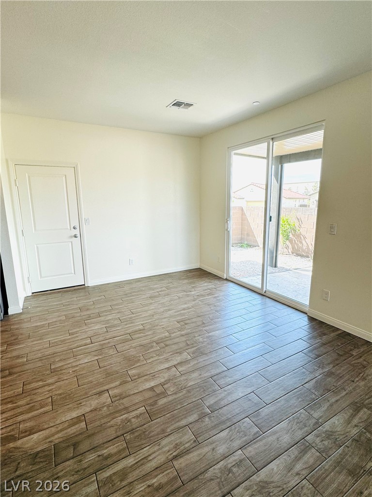 1003 Brilliant Meadow Avenue Property Photo 9