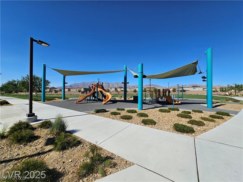 1003 Brilliant Meadow Avenue Property Photo 33