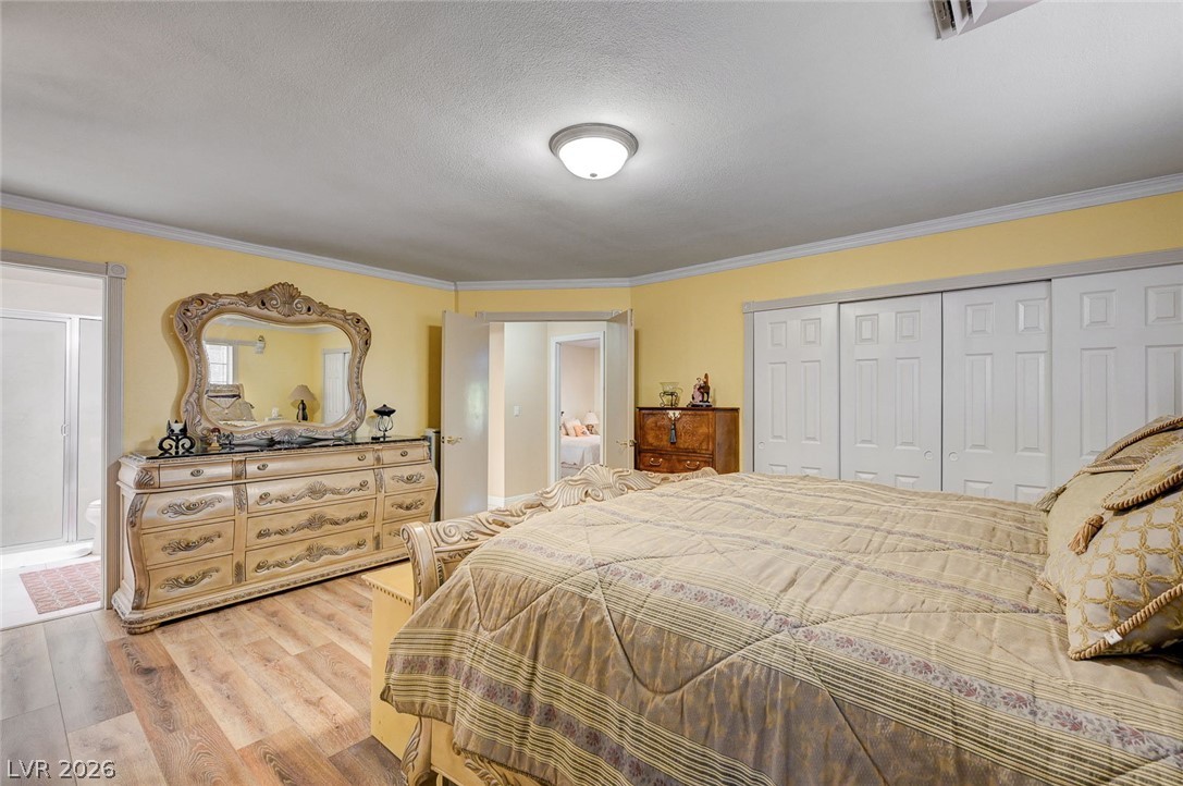 6790 West Oakey Boulevard Property Photo 16