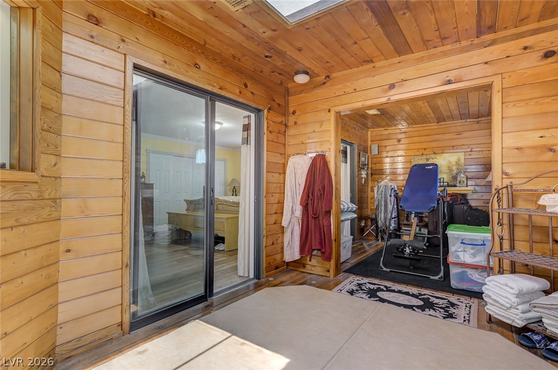 6790 West Oakey Boulevard Property Photo 19